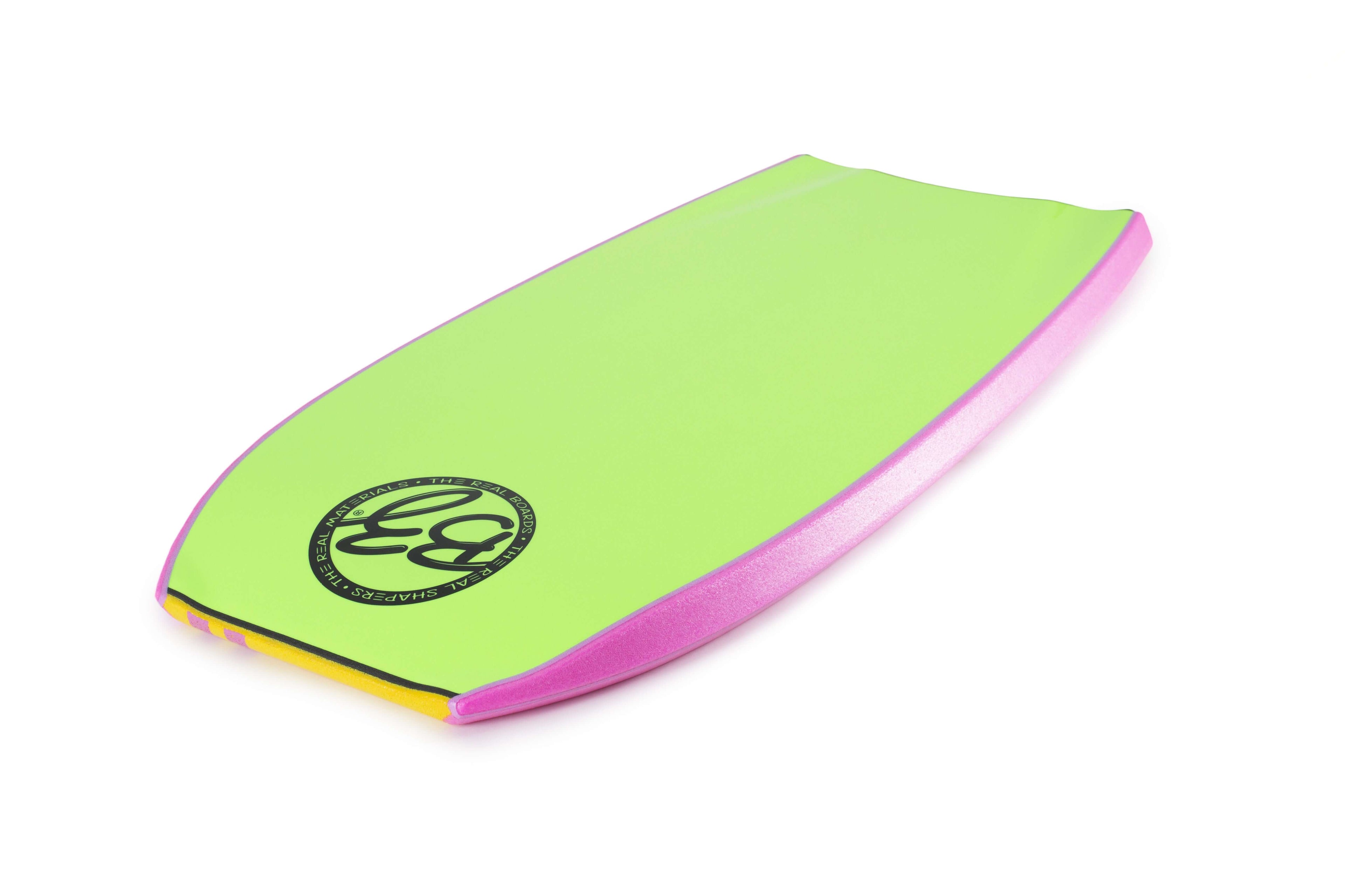 A classic throwback style inspired by BZ’s 1990 collection, updated with modern materials and construction. Throw it back to the ‘90’s with this modern, more technical take on one of the most iconic eras. The BZ Retro Diamond draws inspiration from the colors, graphics, and style lines of the 1990 BZ collection. DECK : NXLPE SLICK : HDPE CORE : PP STRINGER : 1x FIBERGLASS Available now!